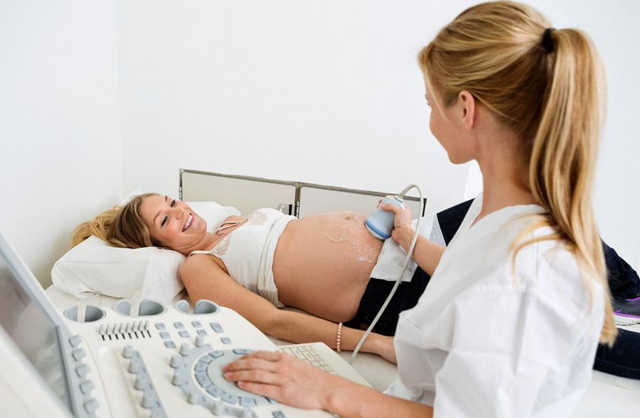 怀孕肚子疼有宫缩的现象怎么办啊